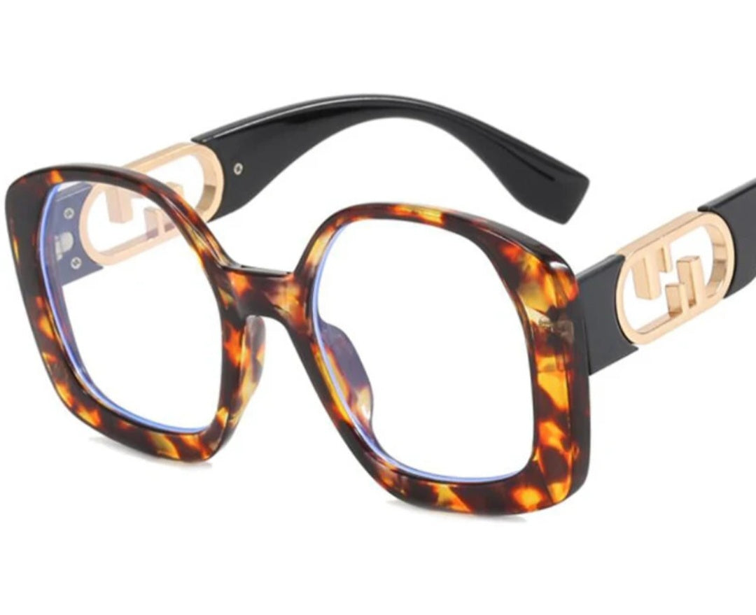 Unique polygon eyeglasses