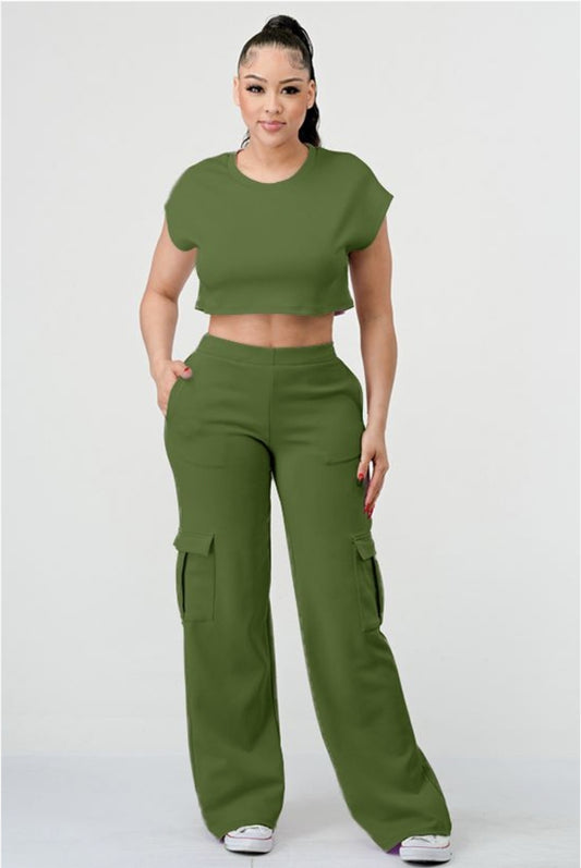 Women’s crop top and cargo pants