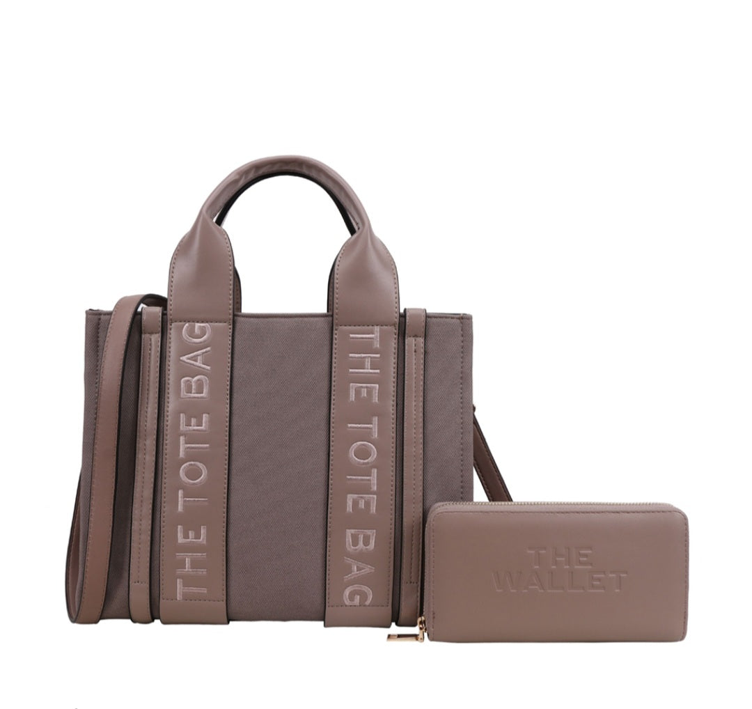 Trendy handbags 2025