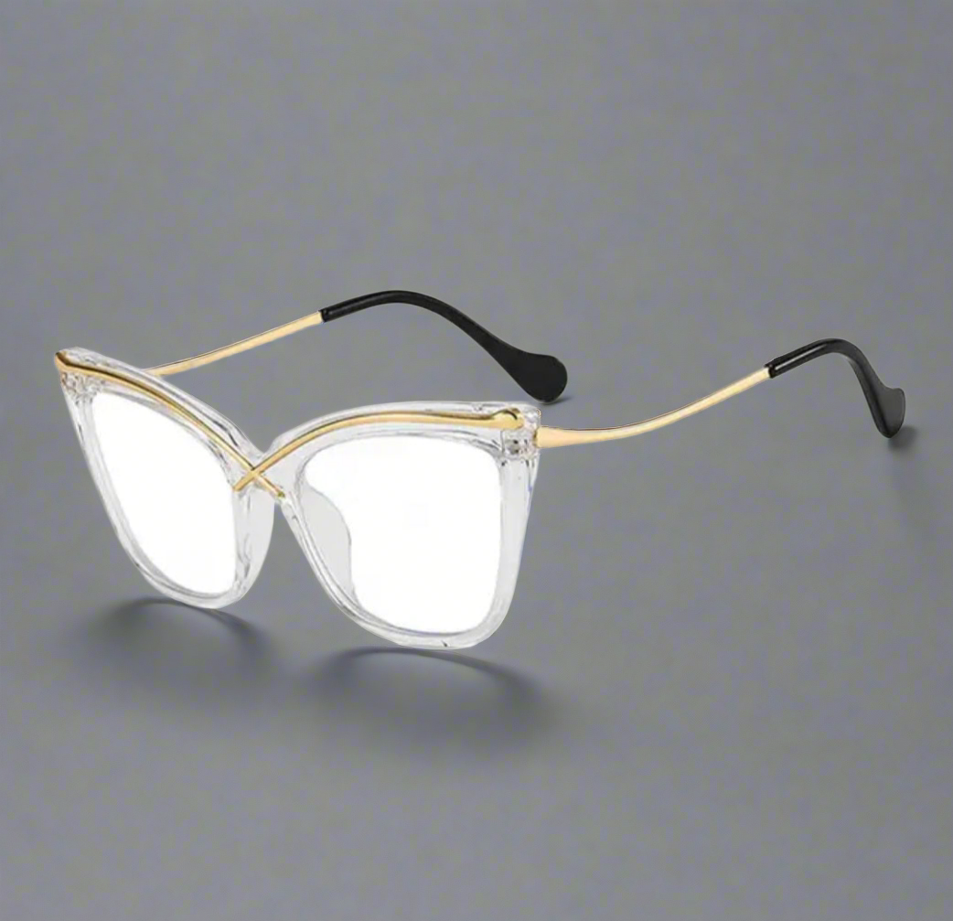 Maria’s Retro Cat Eye Frames – Fashion Accessories With Timeless Elegance and a Modern Twist
