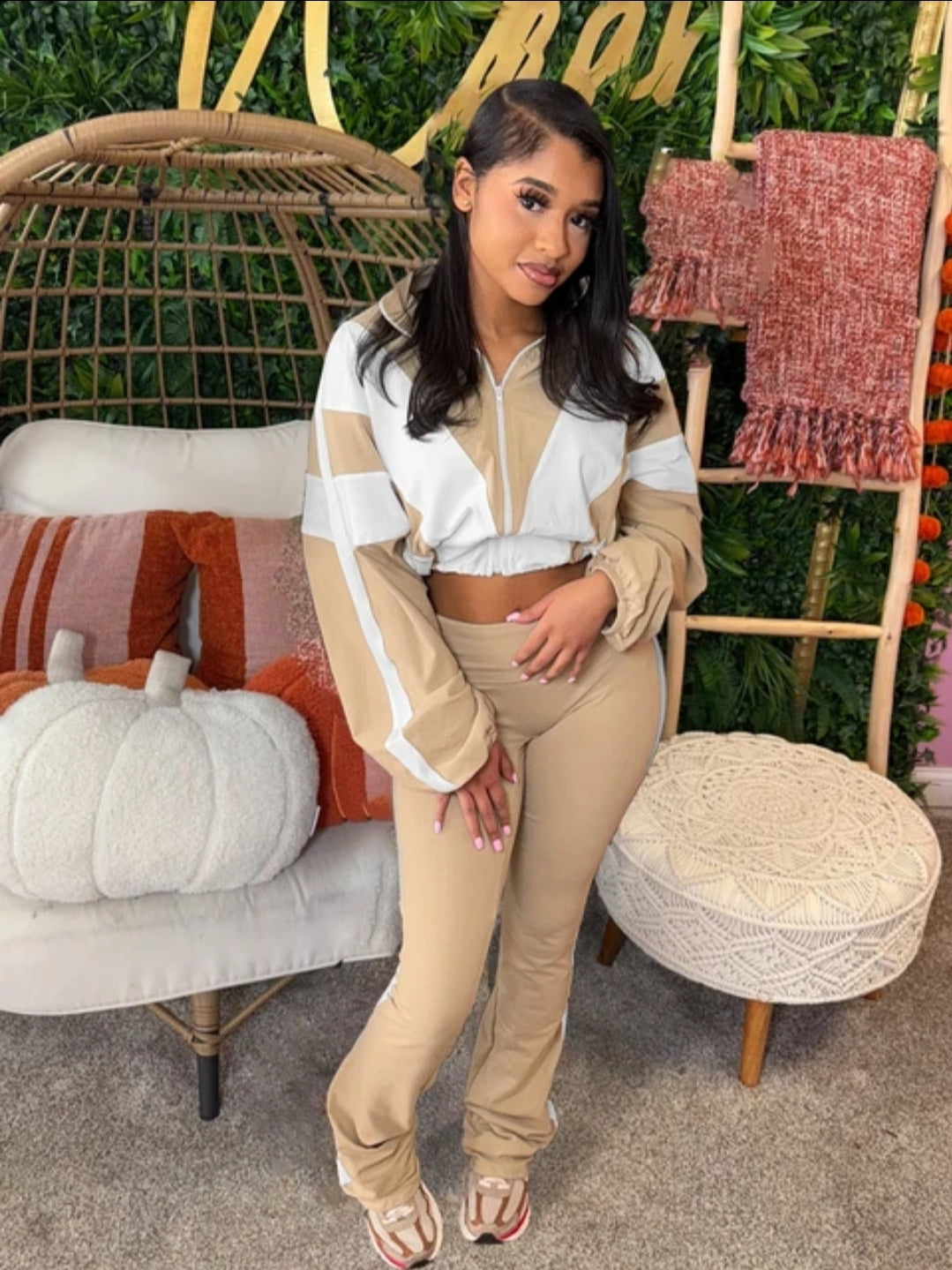 Maria's Sport stretch two piece wide leg sweatsuit