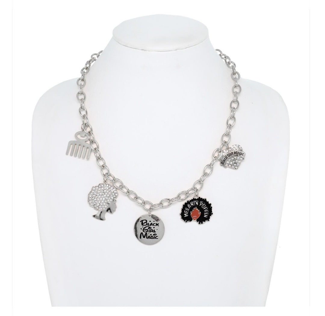 DIVA MULTI CHARM PENDANT METAL NECKLACE