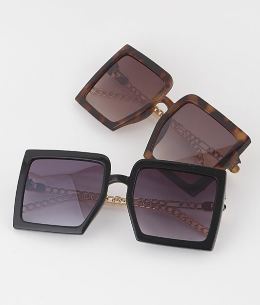 Boxy Link Chain Sunglasses