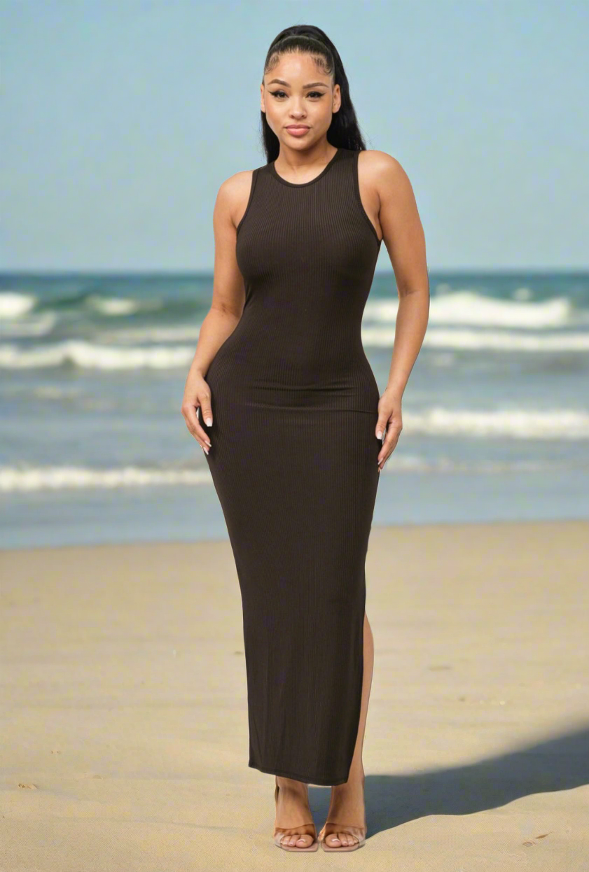 Solid Sleeveless Side Slit Bodycon Dress – Effortless Elegance for Any Occasion